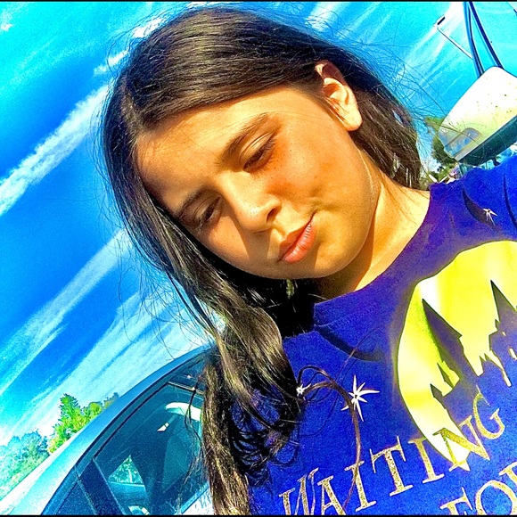 Meet your Posher, Daniela - Picture 1 of 1